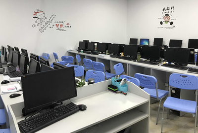 博為峰IT培訓 教學環(huán)境與軟件開發(fā)專業(yè)培訓